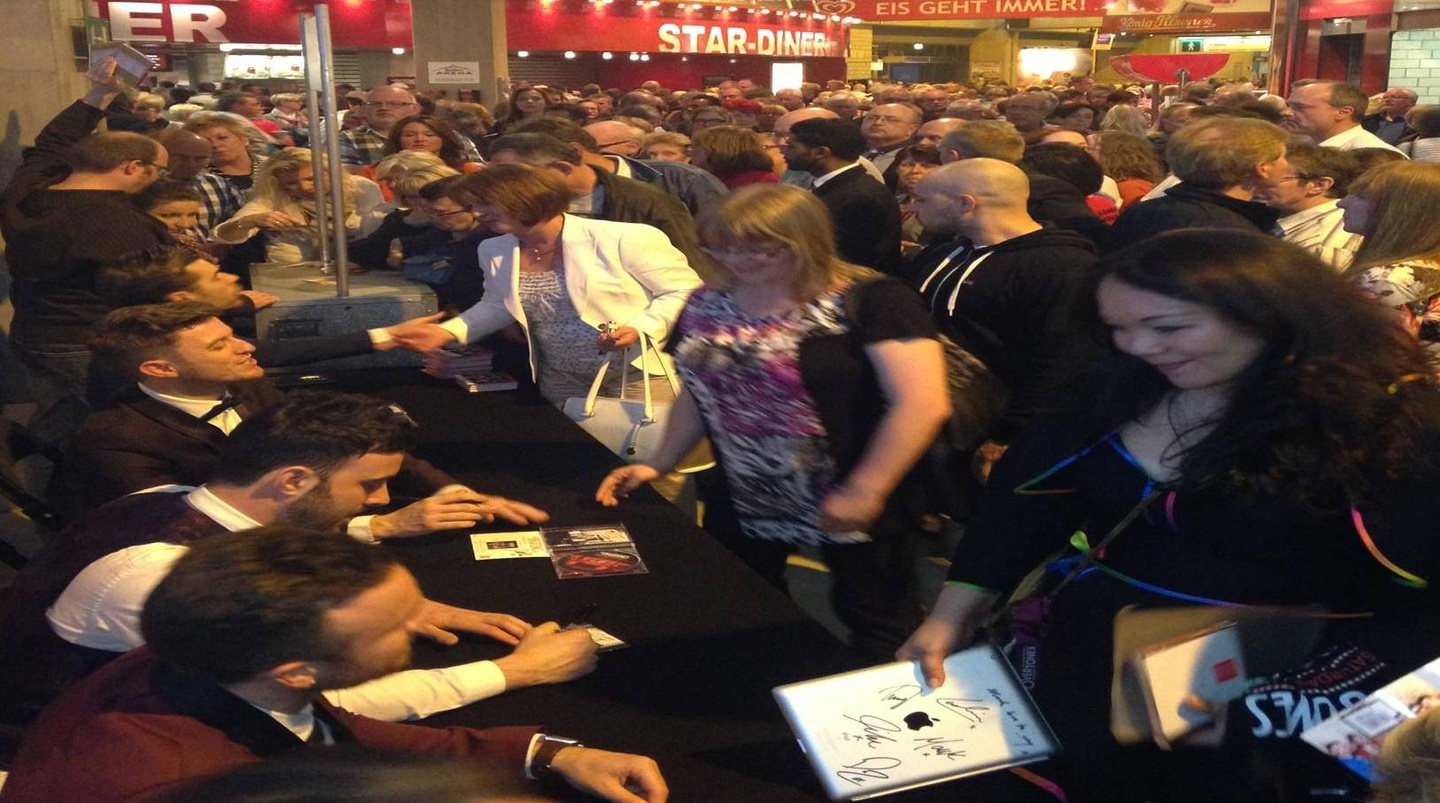 Von 7star organisiert: Autogrammstunde mit The Overtones