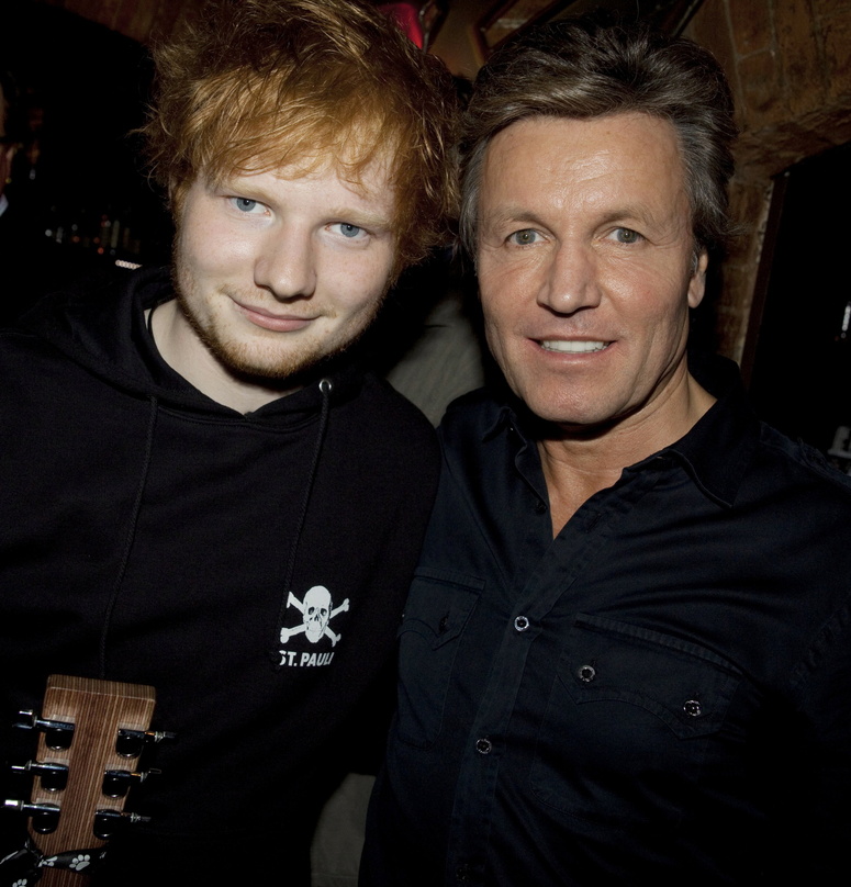 Lud zur Warner Music Night ins Grünspan: Bernd Dopp (Chairman & CEO Warner Music Central & Eastern Europe), hier mit Ed Sherran