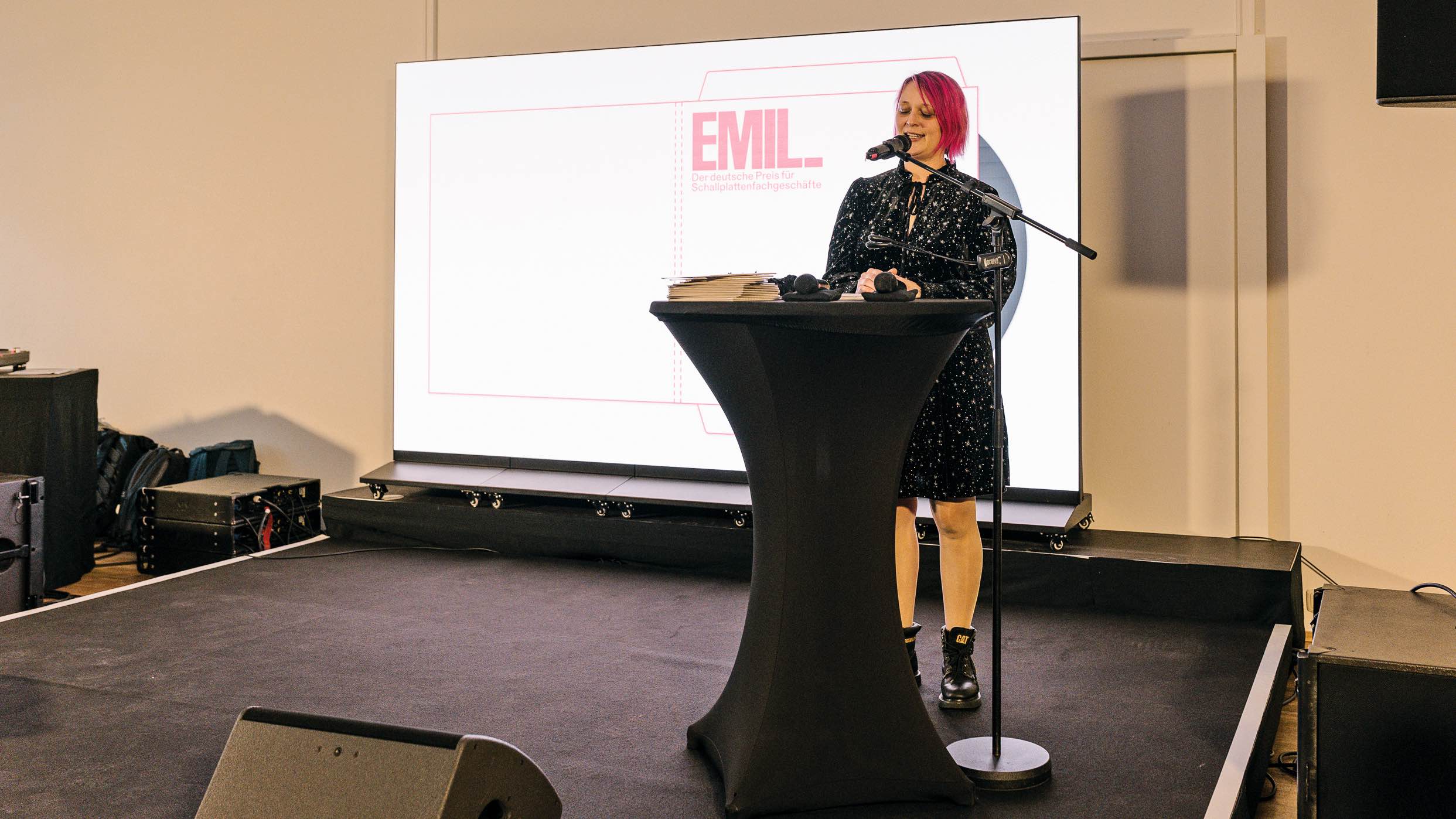 822f21c2 e310 49be a6e6 684403320134 Erinnert an »sehr positiv emotionale« Momente beim Plattenladenpreis: Birte Wiemann, hier in Köln bei der Premiere des EMIL_.