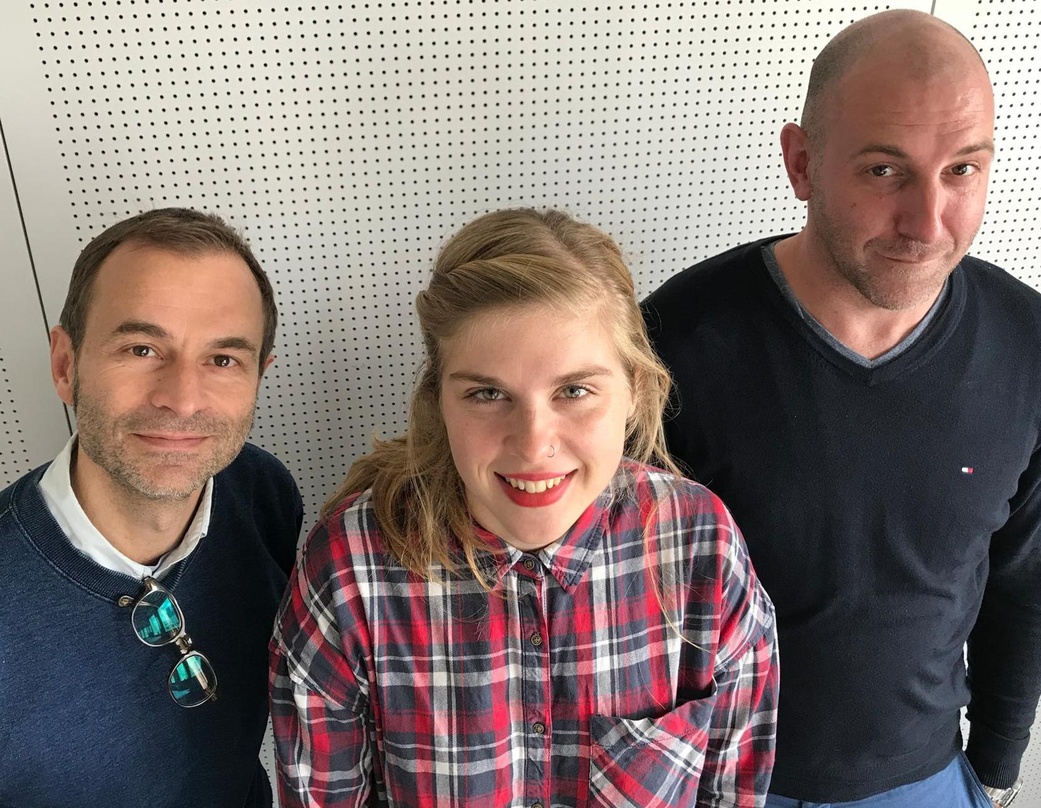 Personalwechsel bei Demotape Clinic (von links) : Festivalleiter Philipp Schnyder von Wartensee mit der neuen Demo-Chefin Jennifer Jans und dem abtretenden Demo-Chef Martin Geisser.