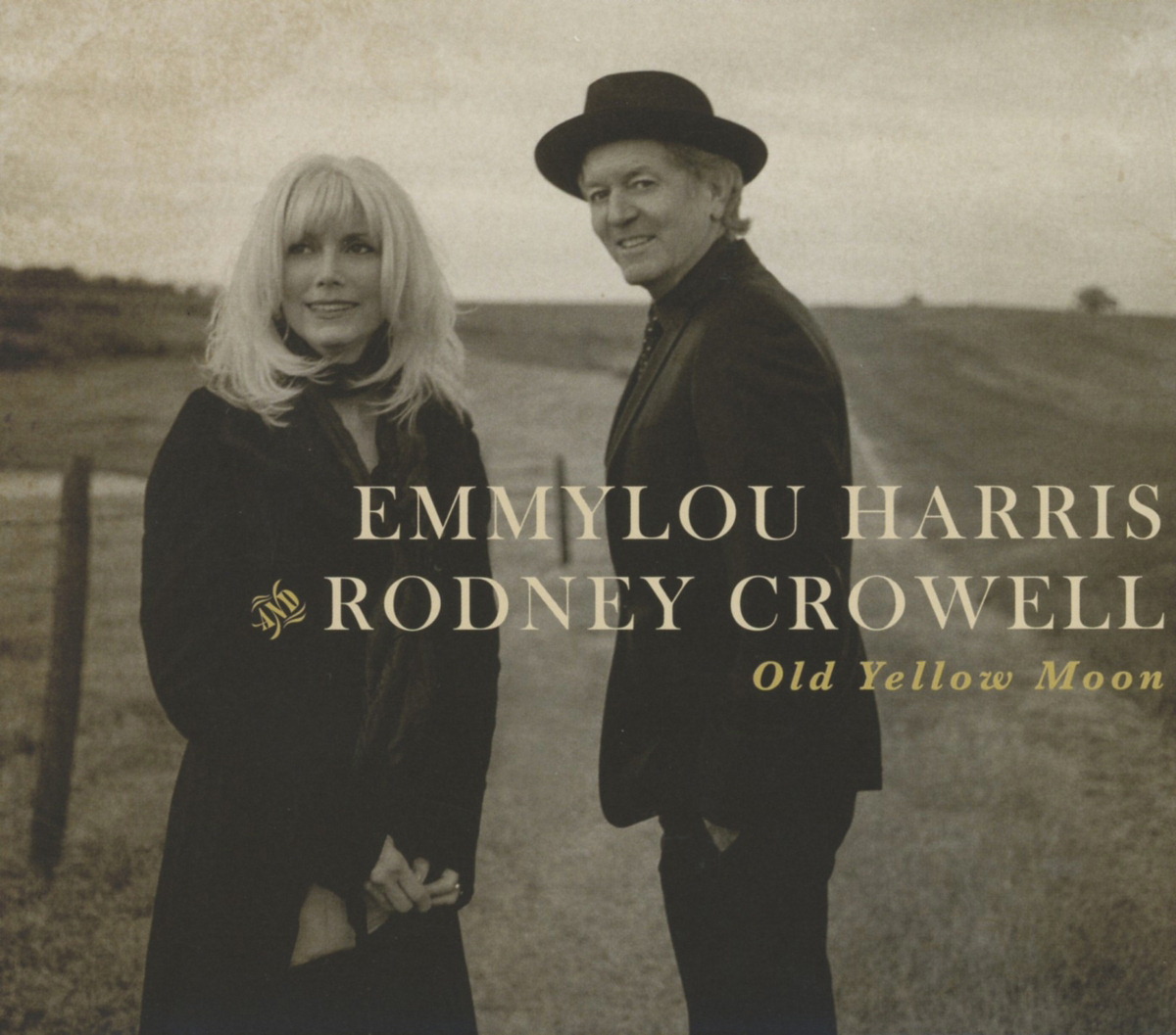 Emmylou Harris & Rodney Crowell – Old Yellow Moon