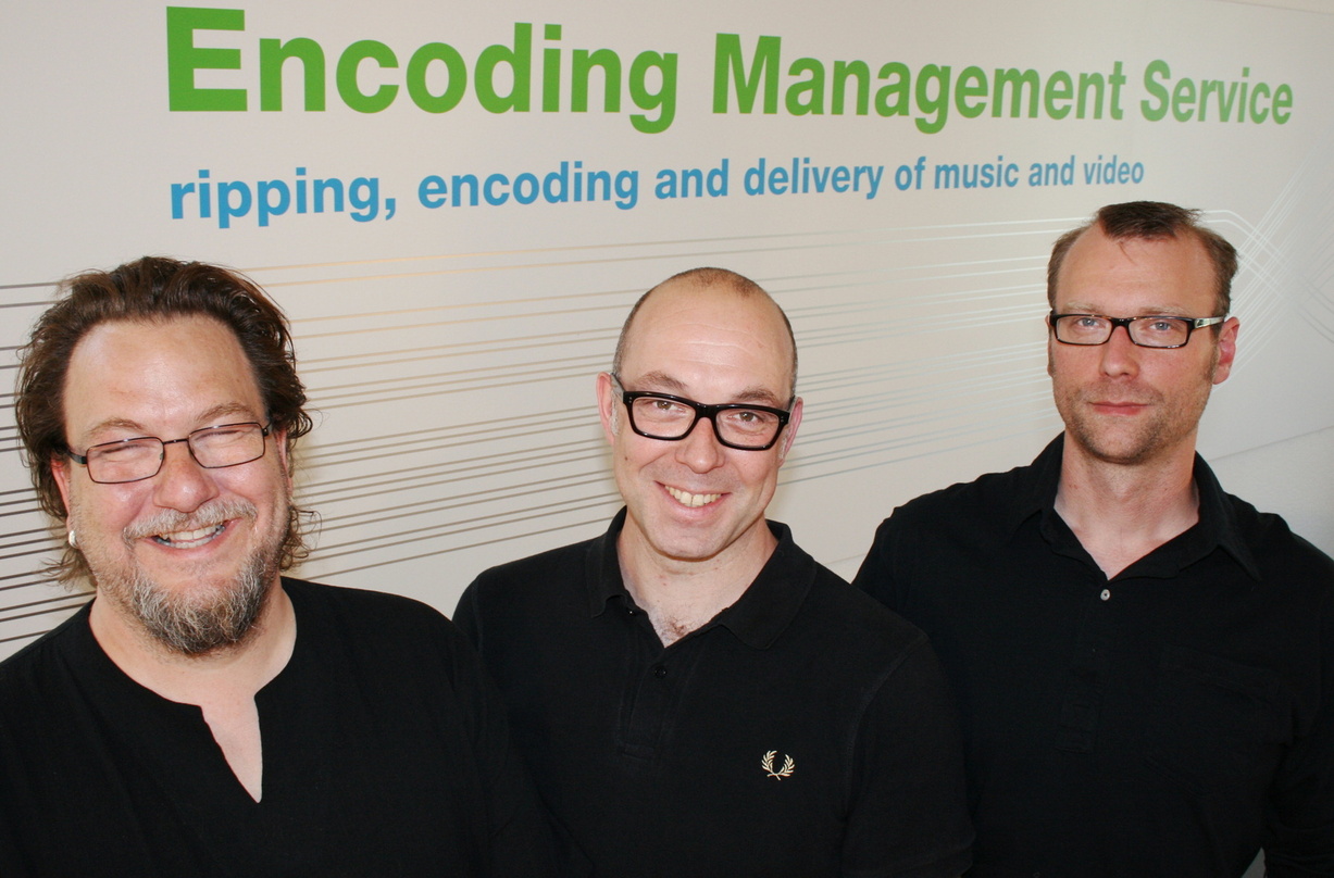 Sind ab sofort ein Team (v.l.n.r.): Alexander Maiwald, Marc Radermacher und Irmin Wiechmann (Foto: Achim Kröpsch)