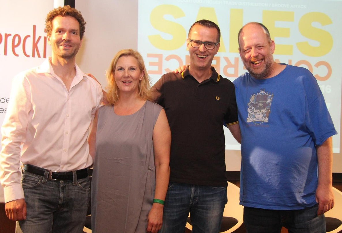 Luden zur Vertriebstagung (von links): Heiko Spaarmann, Friederike Bialas (Head Of Label Management), Frank Stratmann (Geschäftsführer GoodToGo/Groove Attack/ Rough Trade Distribution) und...