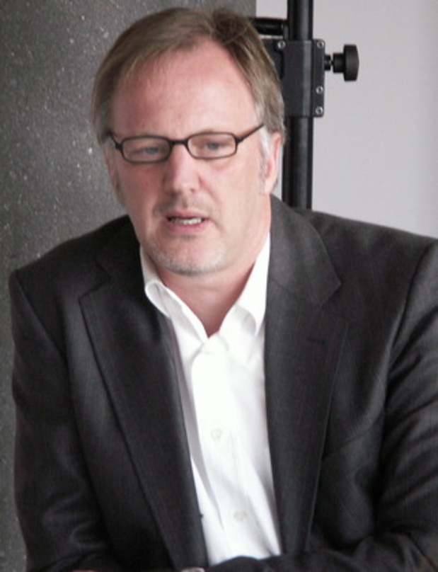 Will Hörer einbinden: Jochen Rausch