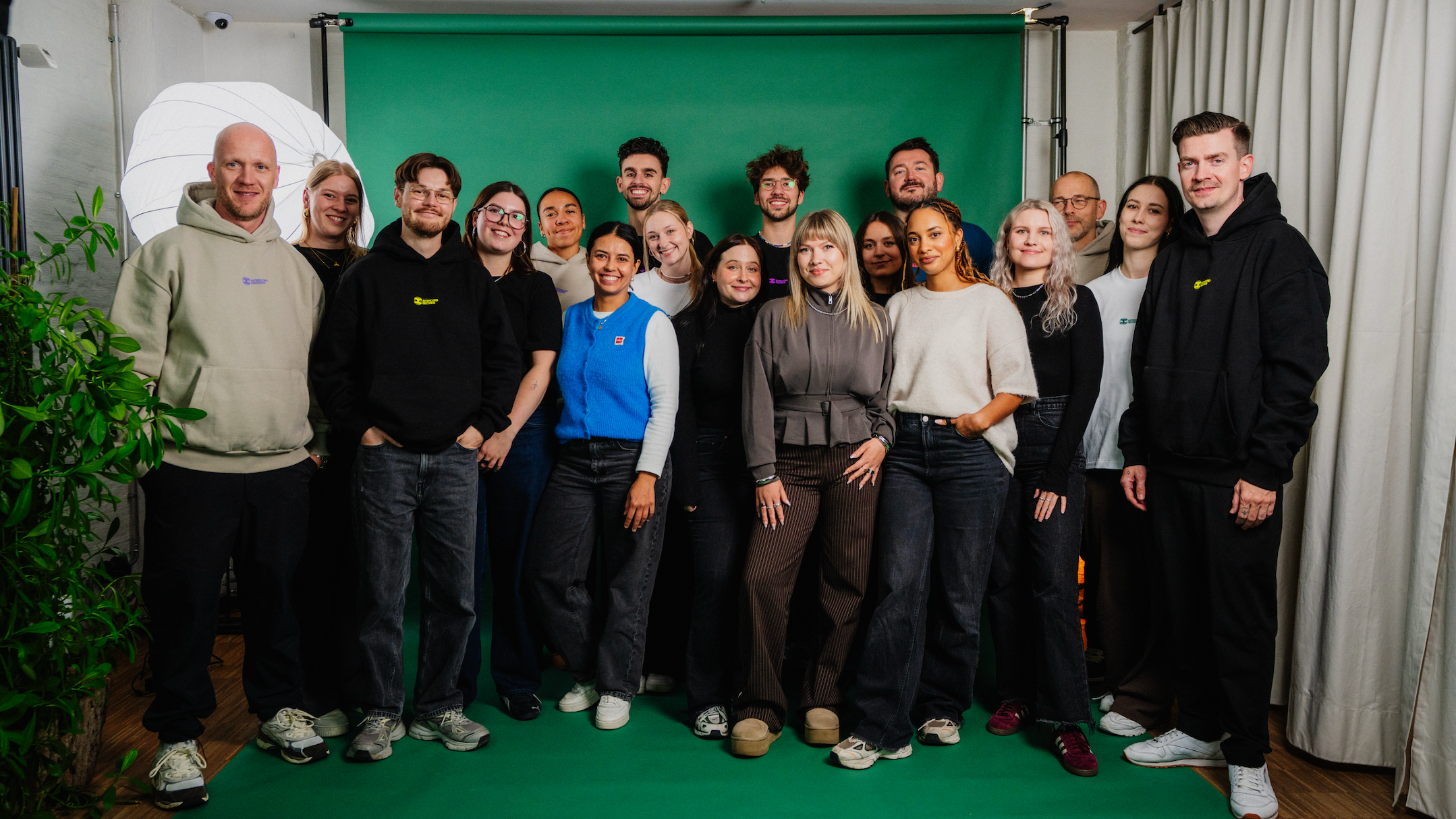 Bilden nun das Team von Intercord Records (von links): Ali Neipp (Vice President Intercord Records / Marketing), Jenny Weiss (Product Manager), Hannes Lohrer (Senior Product Manager), Lea ...