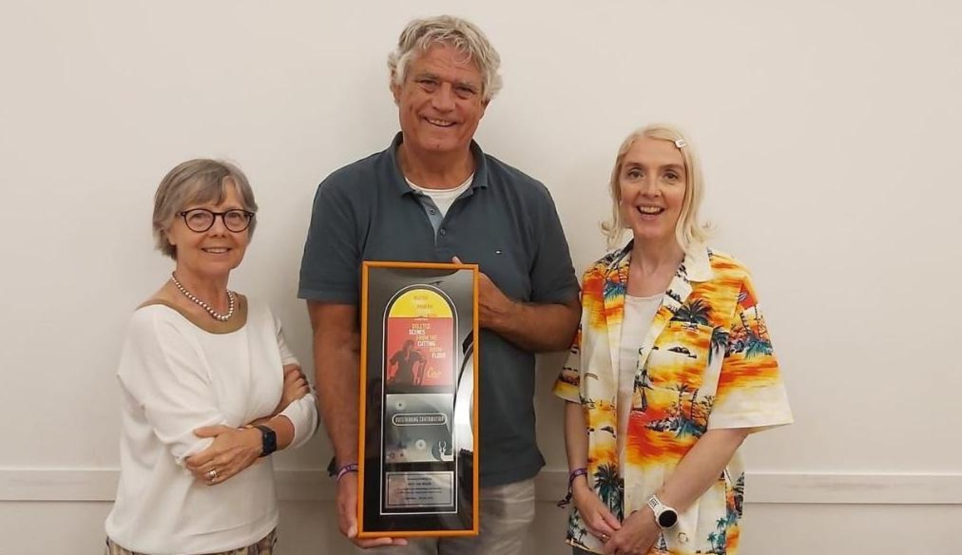 Mit dem Outstanding Contribution Award des Impala-Verbands geehrt: Kees van Weijen zwischen der Impala-Vorsitzenden Francesca Trainini (links) und Impala-Geschäftsführerin Helen Smith