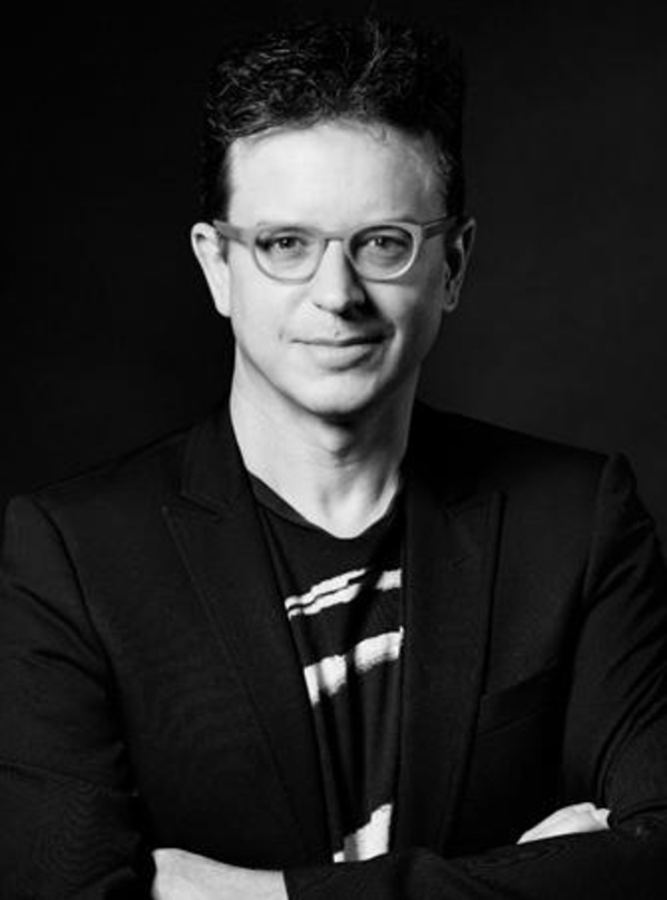 869ed18735ad6f10b5ce2d0867005d66715e7cb0443e1d3eb22ec1c216954aed Übernimmt bei Sony Music im Jahr des angepeilten Umzugs von München nach Berlin die Spitze unserer Personalabteilung: Martin Staudigl