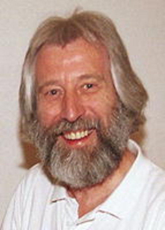 87b72bf9ac18d31598657268a162ede29e82a4a5bc3dd9b41c99550bd4bee08e Erneut zum Präsidenten gewählt: Manfred Lappe