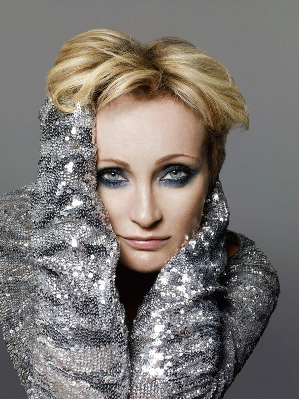 Im Februar ist sie mit "Kabaret" live und auf CD unterwegs: Patricia Kaas