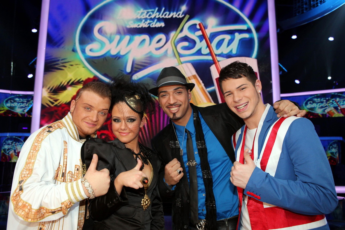 Für RTL und CKX auf dem Weg in die nächste Mottoshow (v.l.n.r): Die "DSDS"-Kandidaten Menowin Fröhlich, Kim Debkowski, Mehrzad Marashi und Manuel Hoffmann