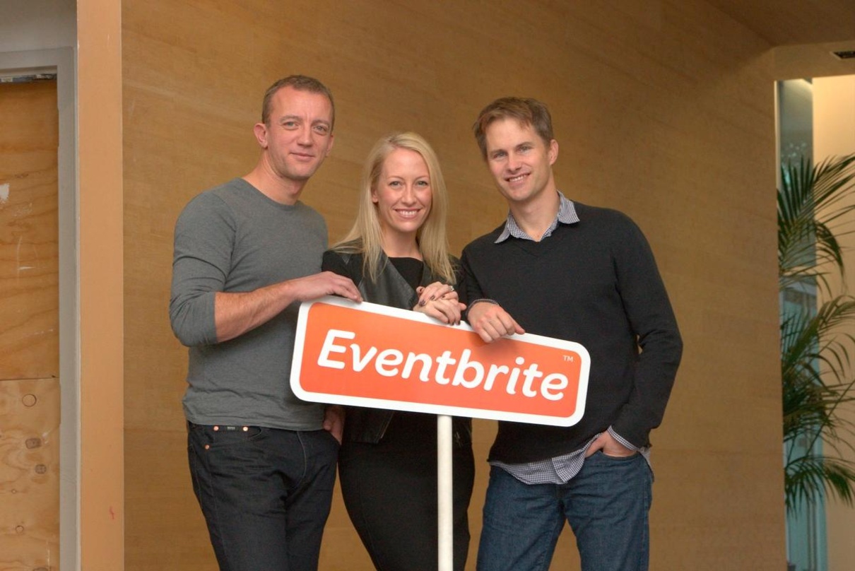 Zeigen nun auch in Deutschland Präsenz (von links): Die drei Eventbrite-Mitgründer Renaud Visage (CTO), Julia Hartz (President) und Kevin Hartz (CEO)