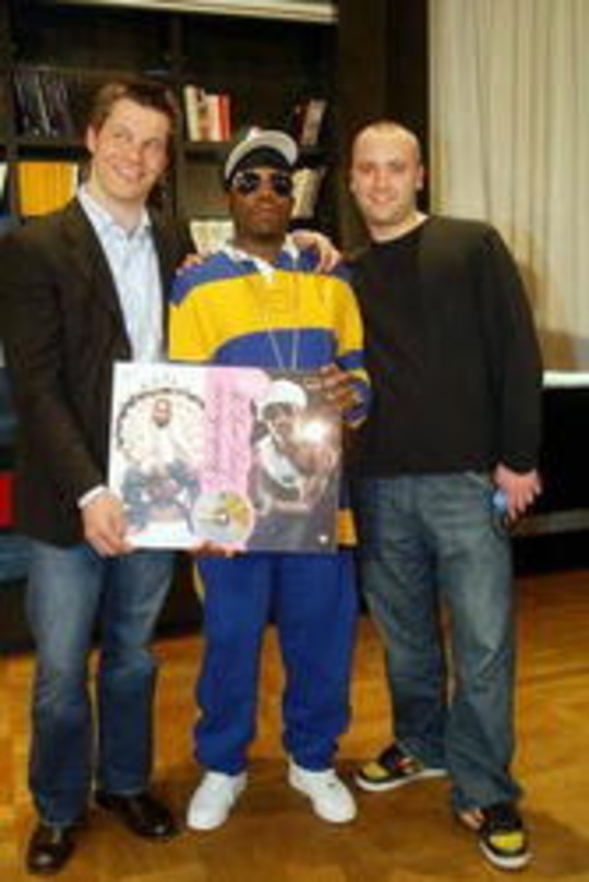 887bec718234329e713adfb0ff6bbc0a5423feb7dabd9c8410d99dd0cad7467e Gold erreicht (v.l.n.r.): Briegmann, Big Boi und Goebel