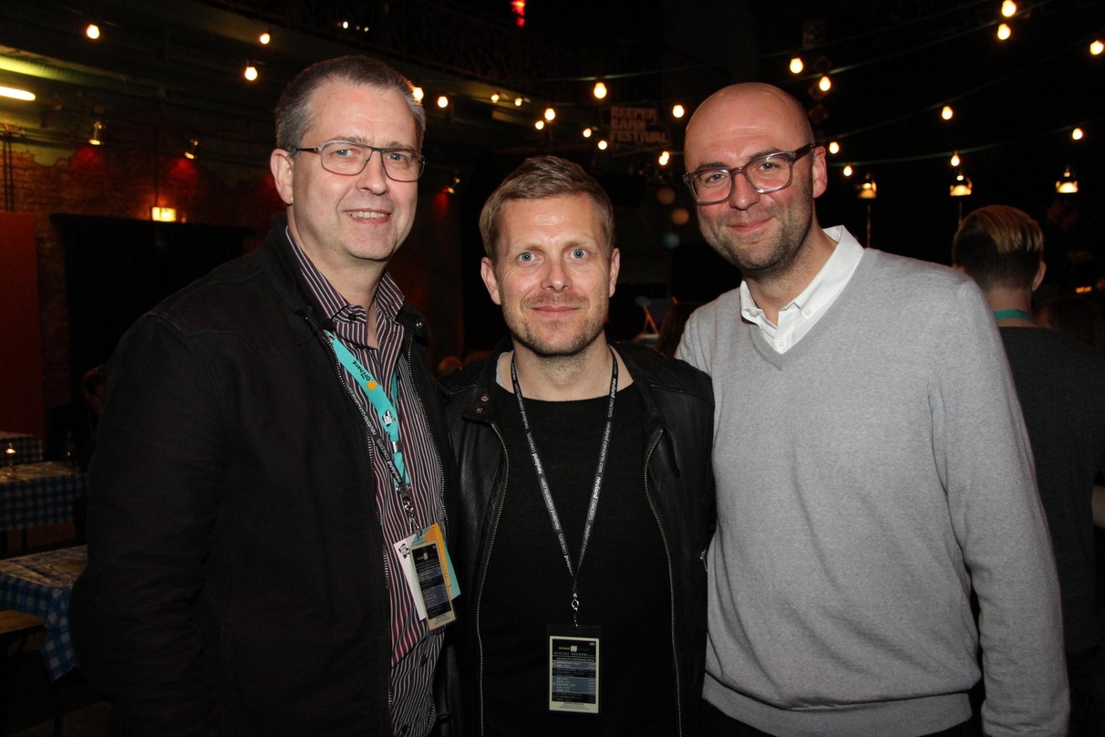 Bei der "We Are Neuland"-Party (von links): Kai Manke (networking Media), Trompeter Nils Wülker, Christian Gerlach (Neuland Concerts)