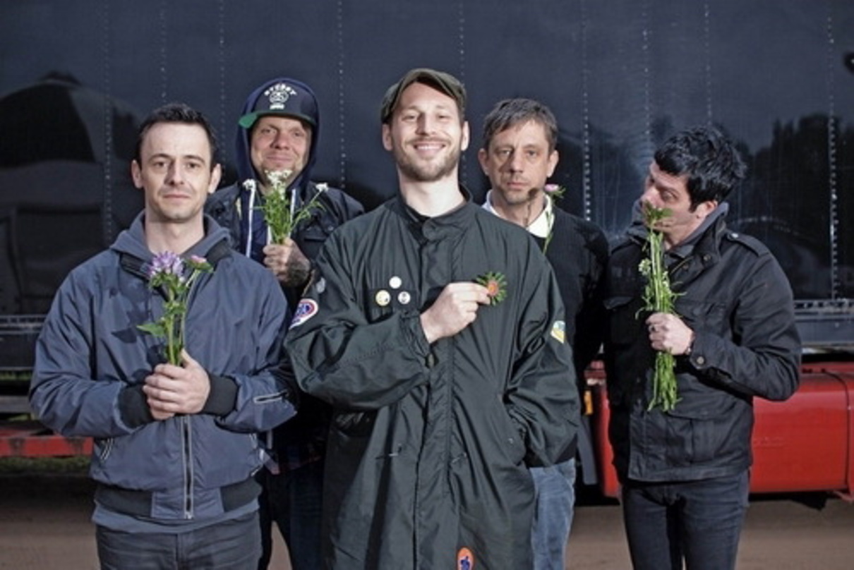 Bereiten sich für die Veröffentlichung ihres sechsten Longplayers und die anschließende Tournee vor: Die Beatsteaks (Foto: Jens Oellermann