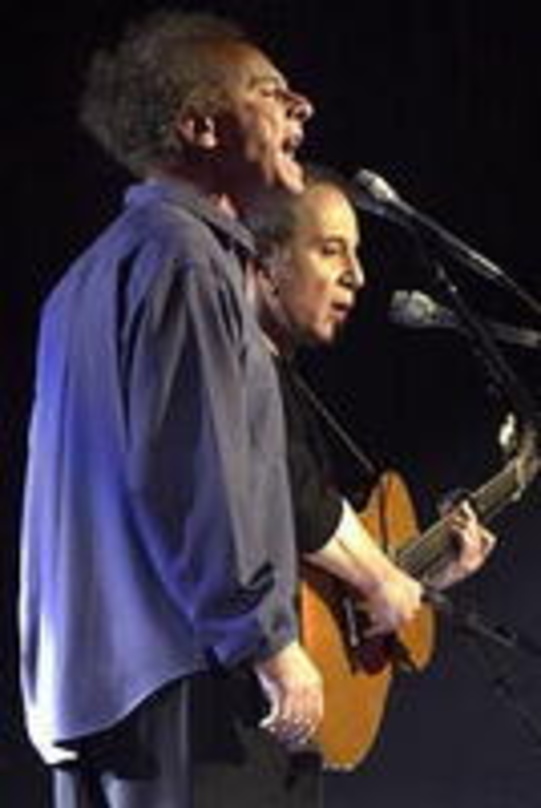 Beschritten die "Bridge Over Troubled Water" auch in Rom: Simon & Garfunkel