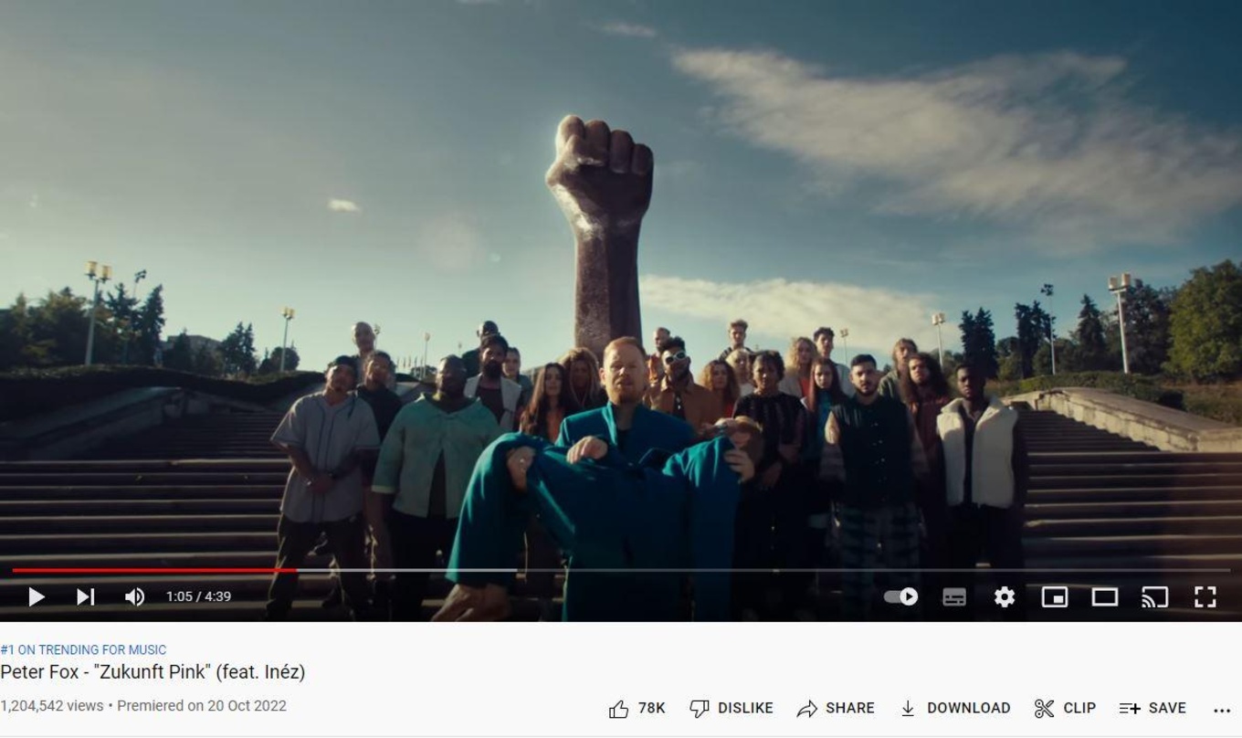 Peter Fox feat. Inéz besetzen seit Freitag mit "Zukunft Pink" die Spitzenposition der deutschen YouTube-Musik-Trendcharts