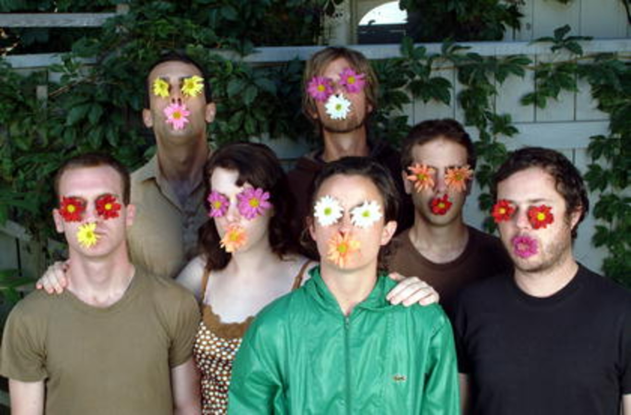 Versprechen auch optisch originelle Shows: The Hidden Cameras