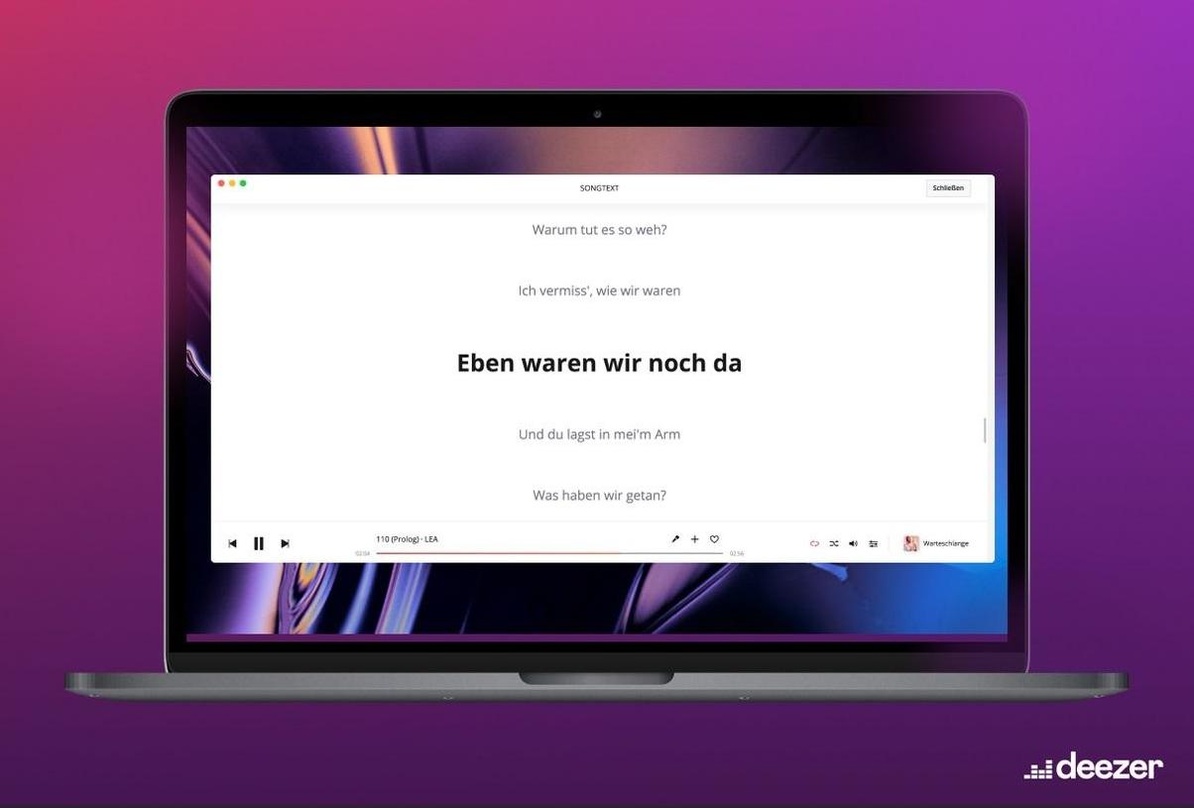 Macht Karaoke-Partys möglich: die Songtext-Funktion von Deezer
