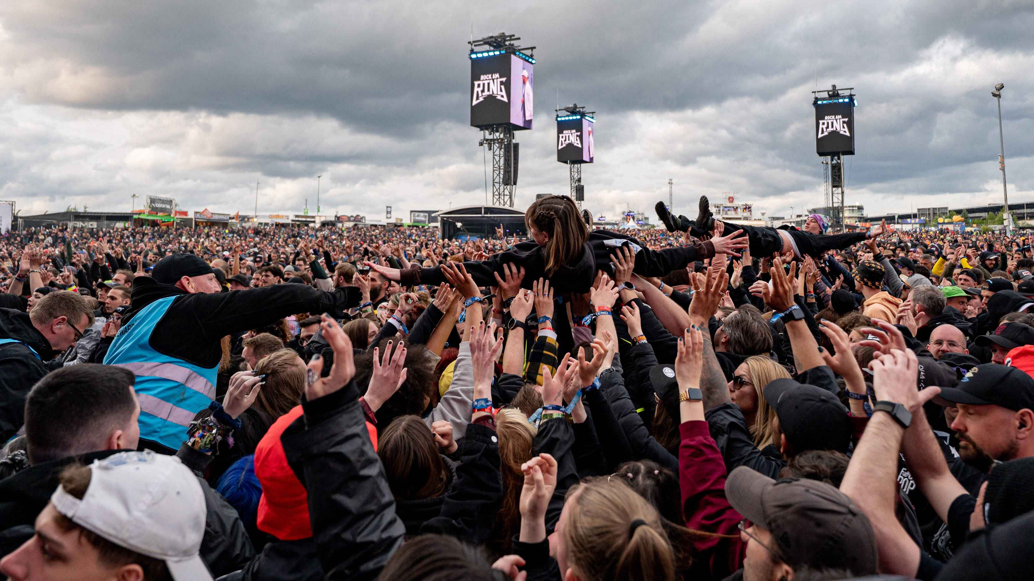 Auf dem Nürburgring: Fans bei Rock am Ring.