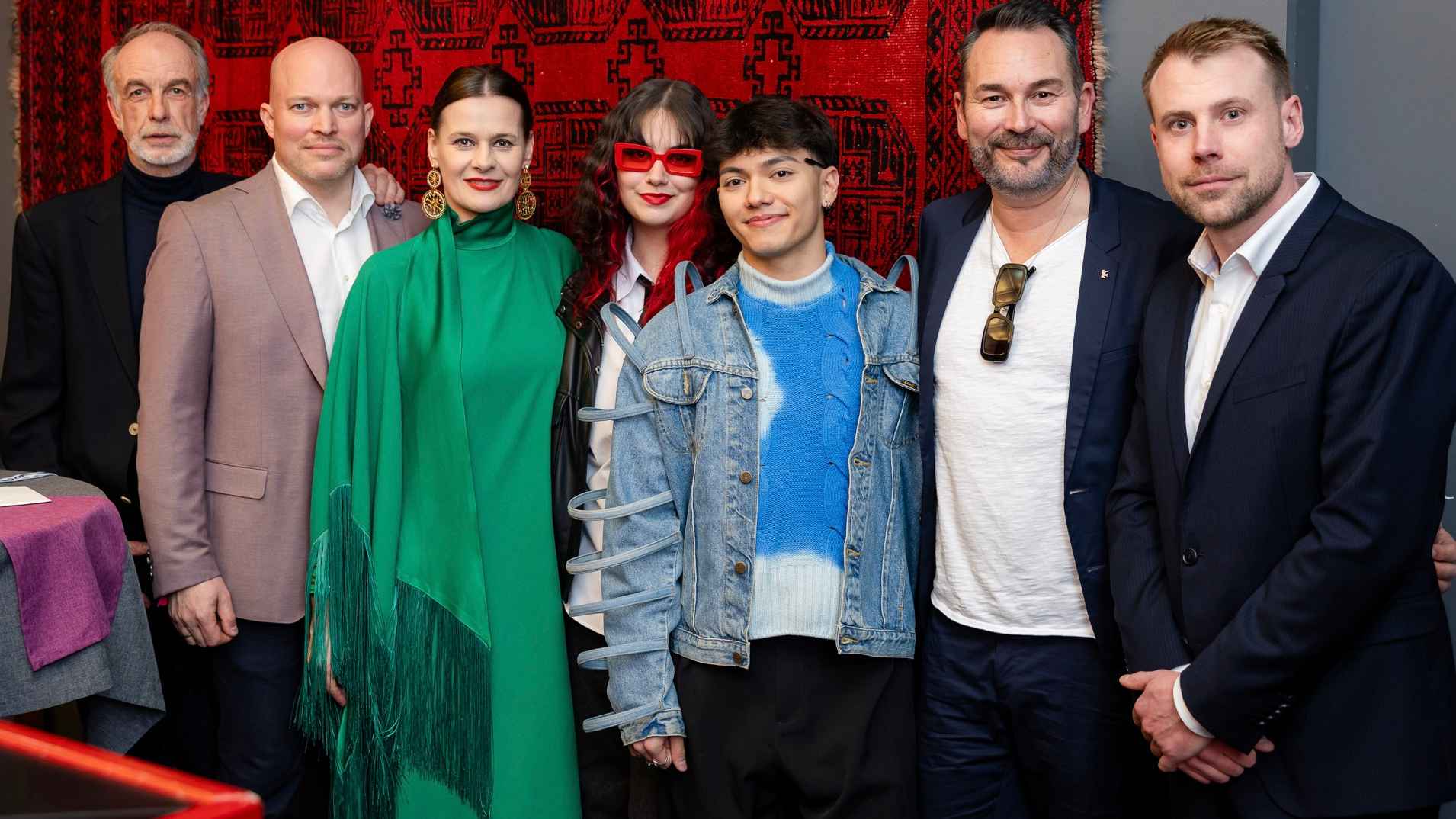 Machen sich stark für Österreich beim ESC (von links): Lars Ingwersen (Freelancer A&R), Franz Pleterski (General Manager Warner Music Austria), Doreen Schimk (Co-President Warner Music Cen...