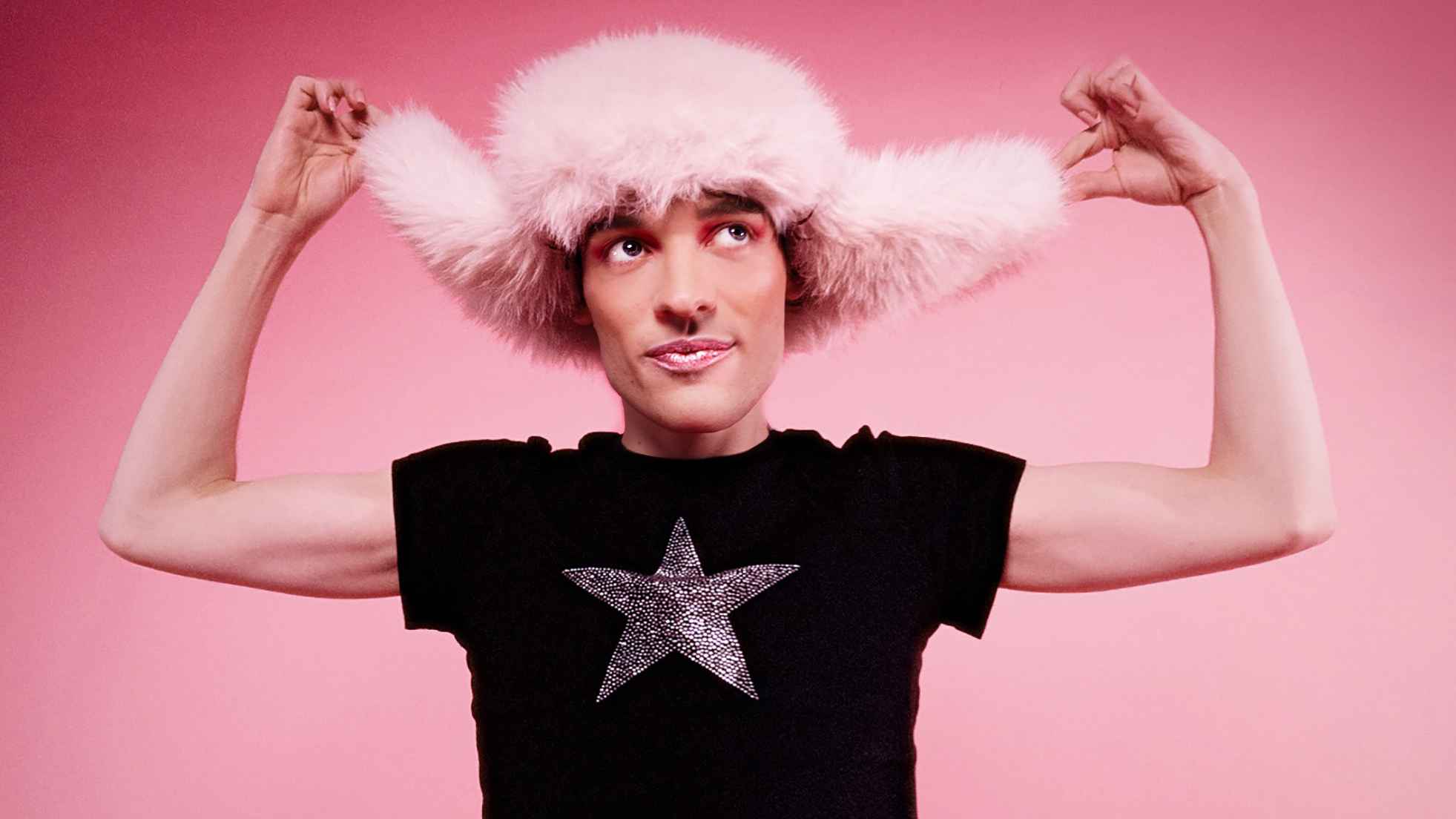 Interpretiert für Spotify Lenas "Satellite" neu: Nemo.