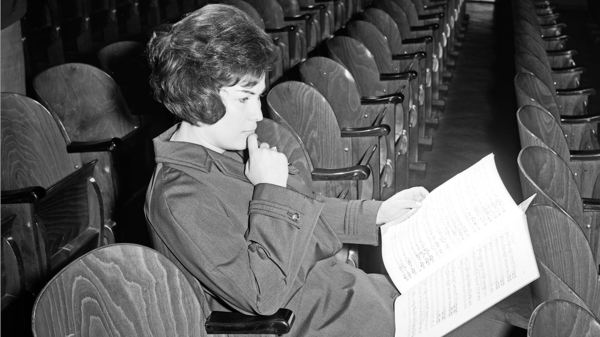 Erhält bei der Verleihung des Opus Klassik am 13. Okotber 2024 in Berlin die Trophäe für ihr Lebenswerk: die österreichische Opernsängerin Gundula Janowitz, hier auf einem Foto aus Hamburg...