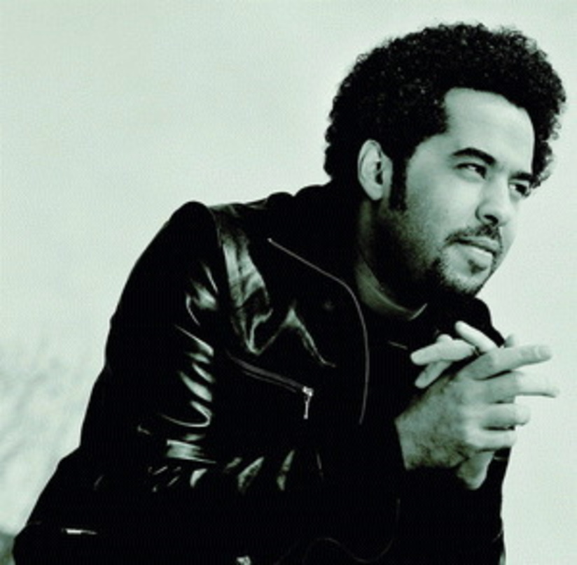 Singt im Sommer 2009 beim Stimmen-Festival: Adel Tawil (Ich+Ich)