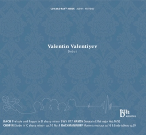 Valentin Valentiyev – Debut