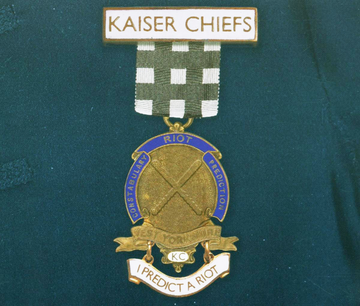 Kaiser Chiefs – I Predict A Riot