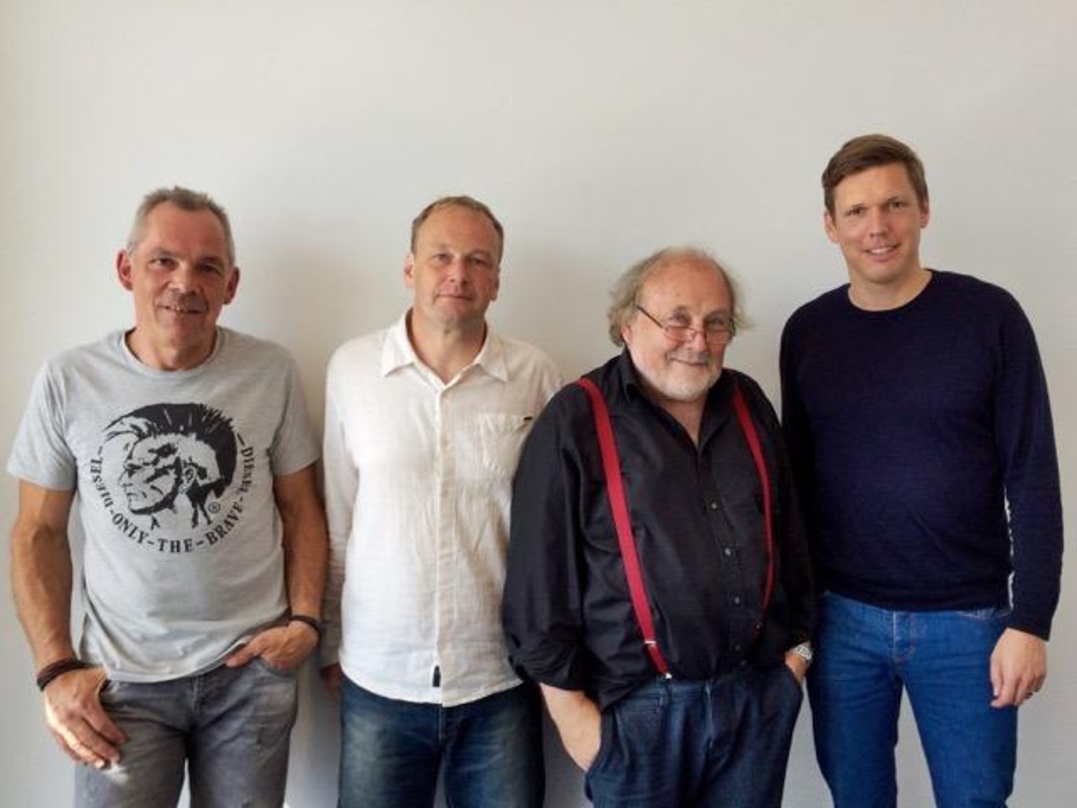 Wollen in Scheibners Jubiläumsjahr 2016 ein weiteres Album nachlegen (von links): Rainer Moslener (Berater Hans Scheibner), Julian-Denis Höger (Senior A&R Believe Digital), Hans Scheibner ...