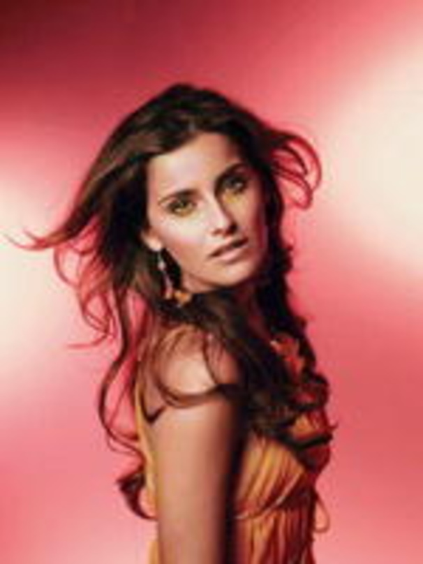 Setzte allein bei Vodafone 200.000 Tracks ab: Nelly Furtado