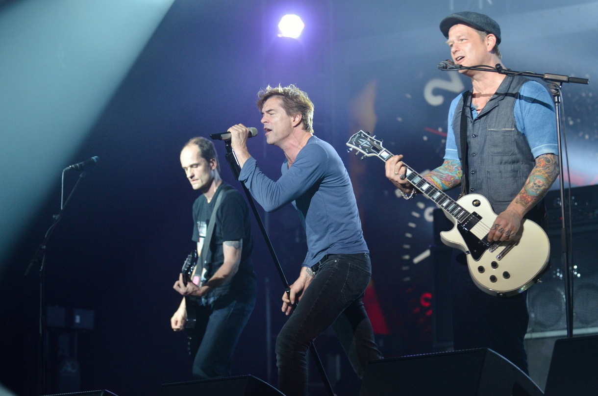 Auf der Bühne bei der Gala: die Sonderpreis-Sieger Die Toten Hosen