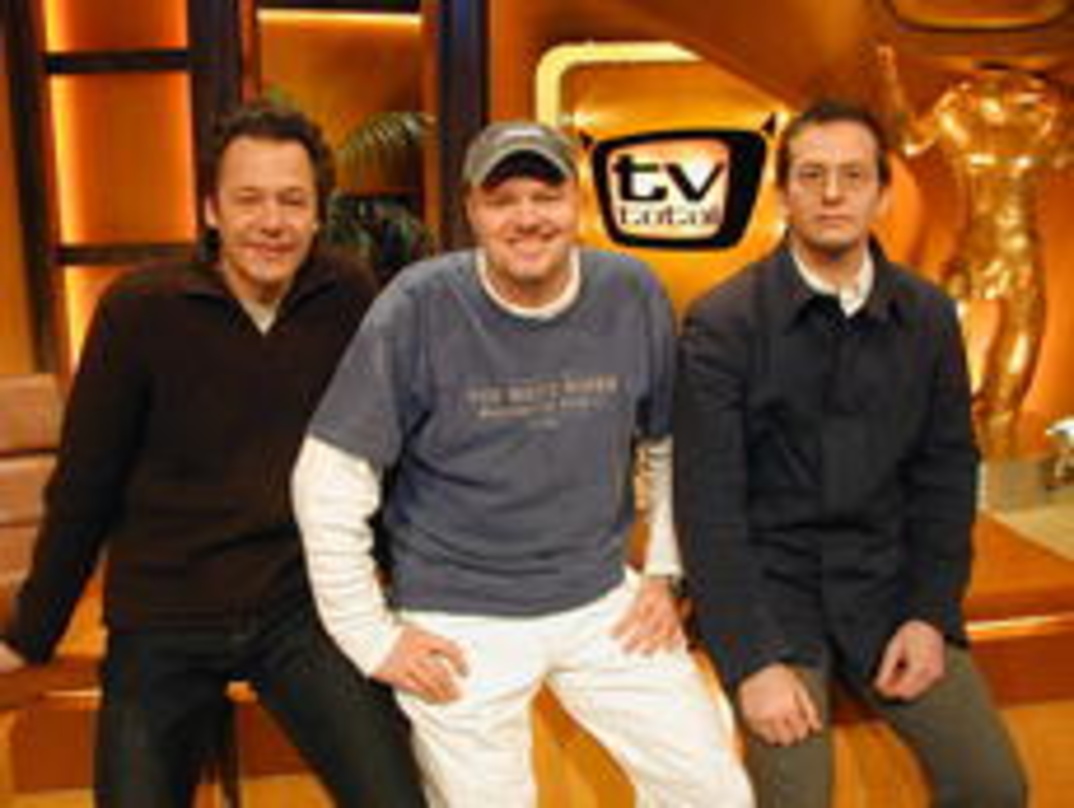 Machten den Deal perfekt: (v.l.n.r.) Andreas Kiel (EMI Publishing), Stefan Raab und Rechtsanwalt Burkhard Westerhoff