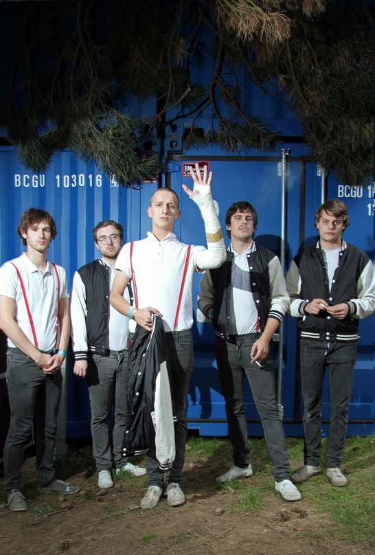 Sorgen auf der CeBIT Sounds! für Livemusik: Kraftklub