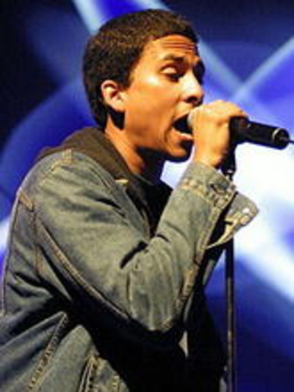 95875404246931cccd5fb2624d68c0e117f7d5a477c63d08b8b328090bc999b6 Unterstützte Hecks Anliegen: Xavier Naidoo von den Söhnen Mannheims