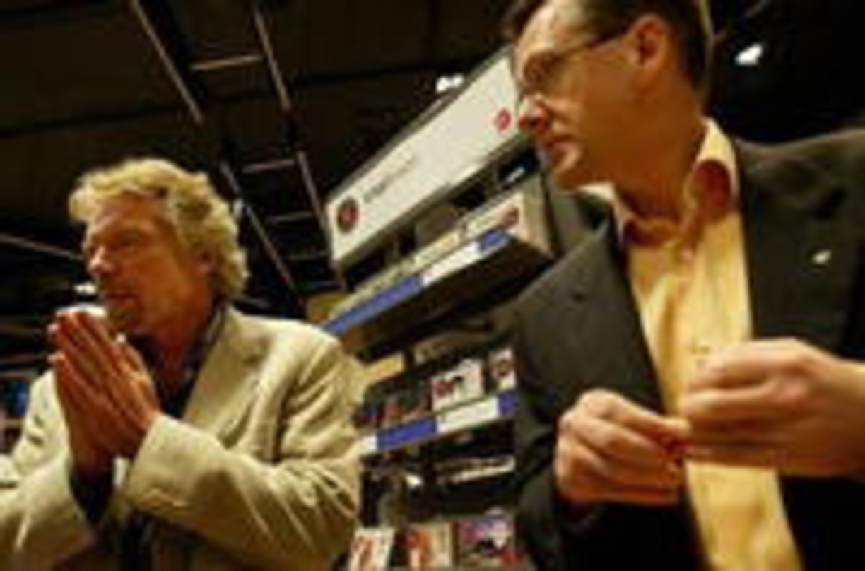 Bei der Eröffnung in SF: Virgin-Gründer Richard Branson (l.) und Glen Ward, US-Chef der Megastores