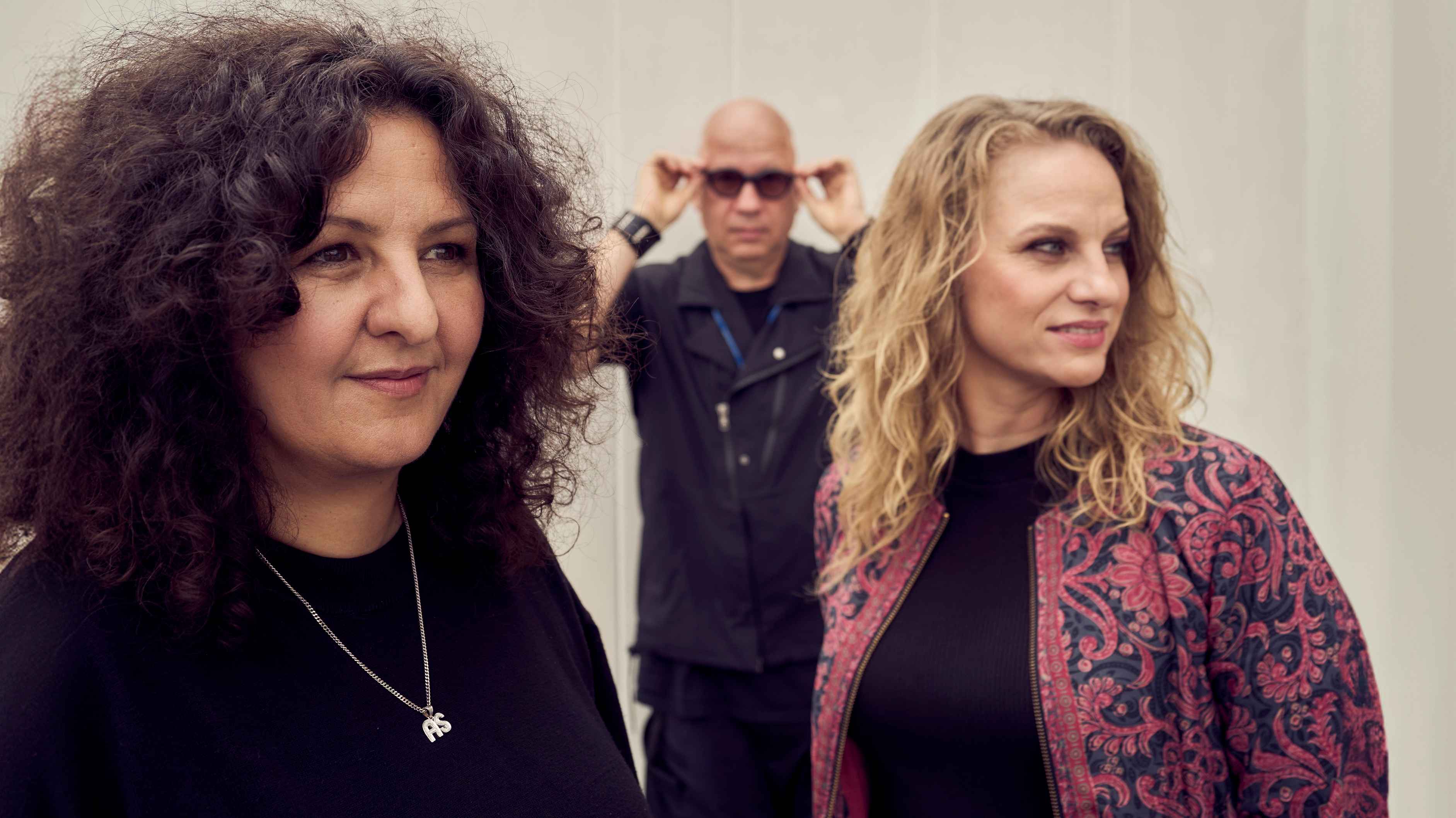 96bc2dc7 9281 40bd 8099 404ac0ee5808 Bilden die neue Führung der MCT Agentur: Asita Sadeghian (links), Scumeck Sabottka und Kristin Schulz.