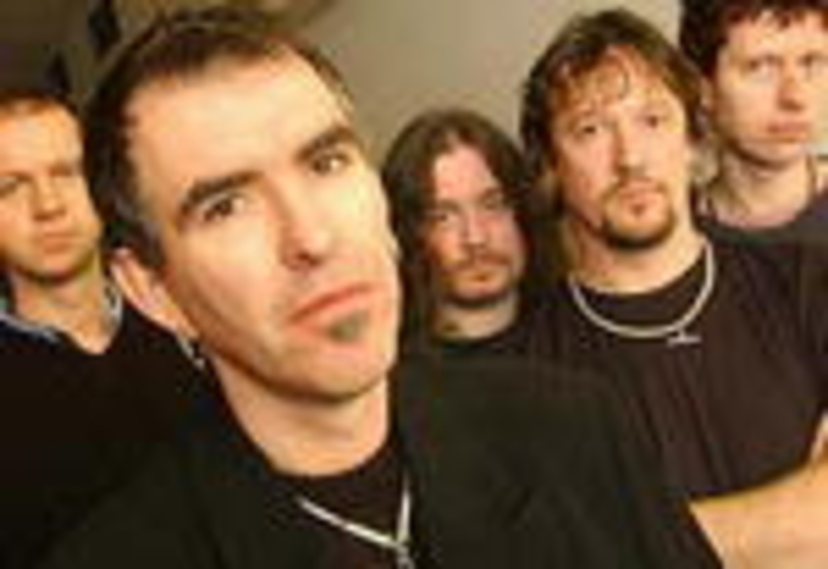 Bringen ihre Message auf die Bühne: New Model Army