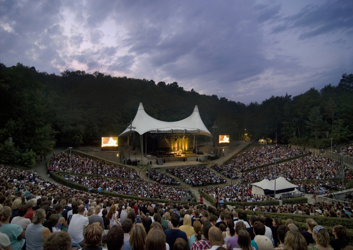 Bleibt auch 2013 eine gefragte Spielstätte: die Berliner Waldbühne