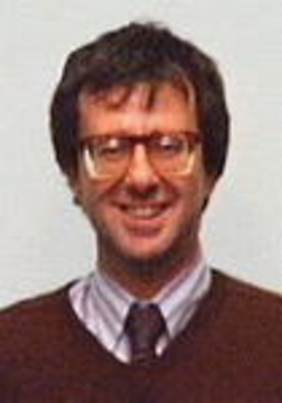 Belastet KaZaA: Leon Sterling