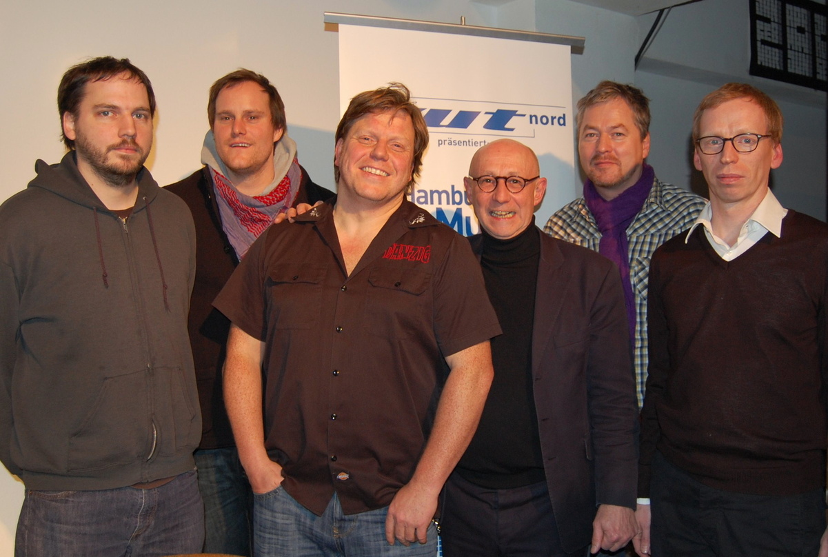 Diskutierten Zukunftschancen der unabhängigen Vertriebe (v.l.n.r.): Gunther Buskies, Oke Göttlich, Jochen Richert, Peter Cadera, Michael Ratelbeck und Dirk Mahlstedt