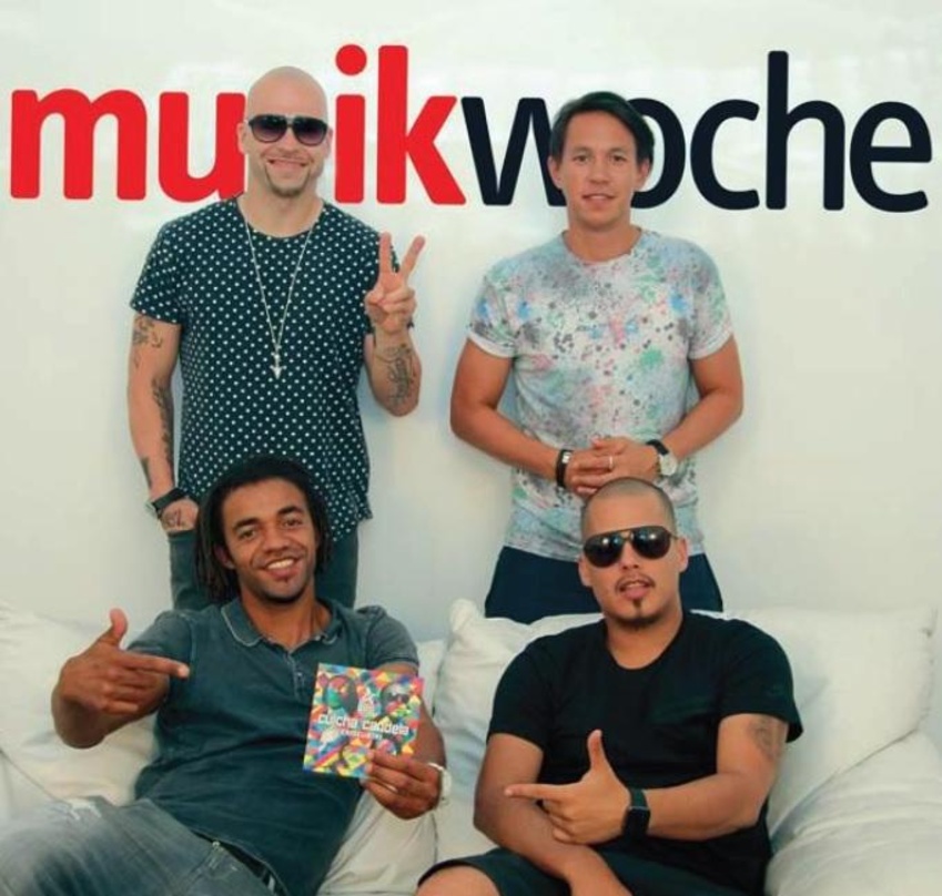 Gut gelaunt (im Uhrzeigersinn von links oben): Itchy, DJ Chino, Johnny Strange und Don Cali