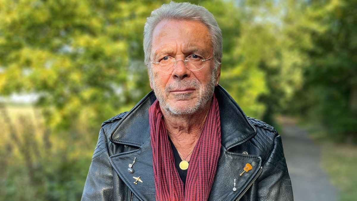 Sein Lied "In meinem Garten" steigt 55 Jahre seit Erstveröfentlichung erstmals in die Charts ein: Reinhard Mey.