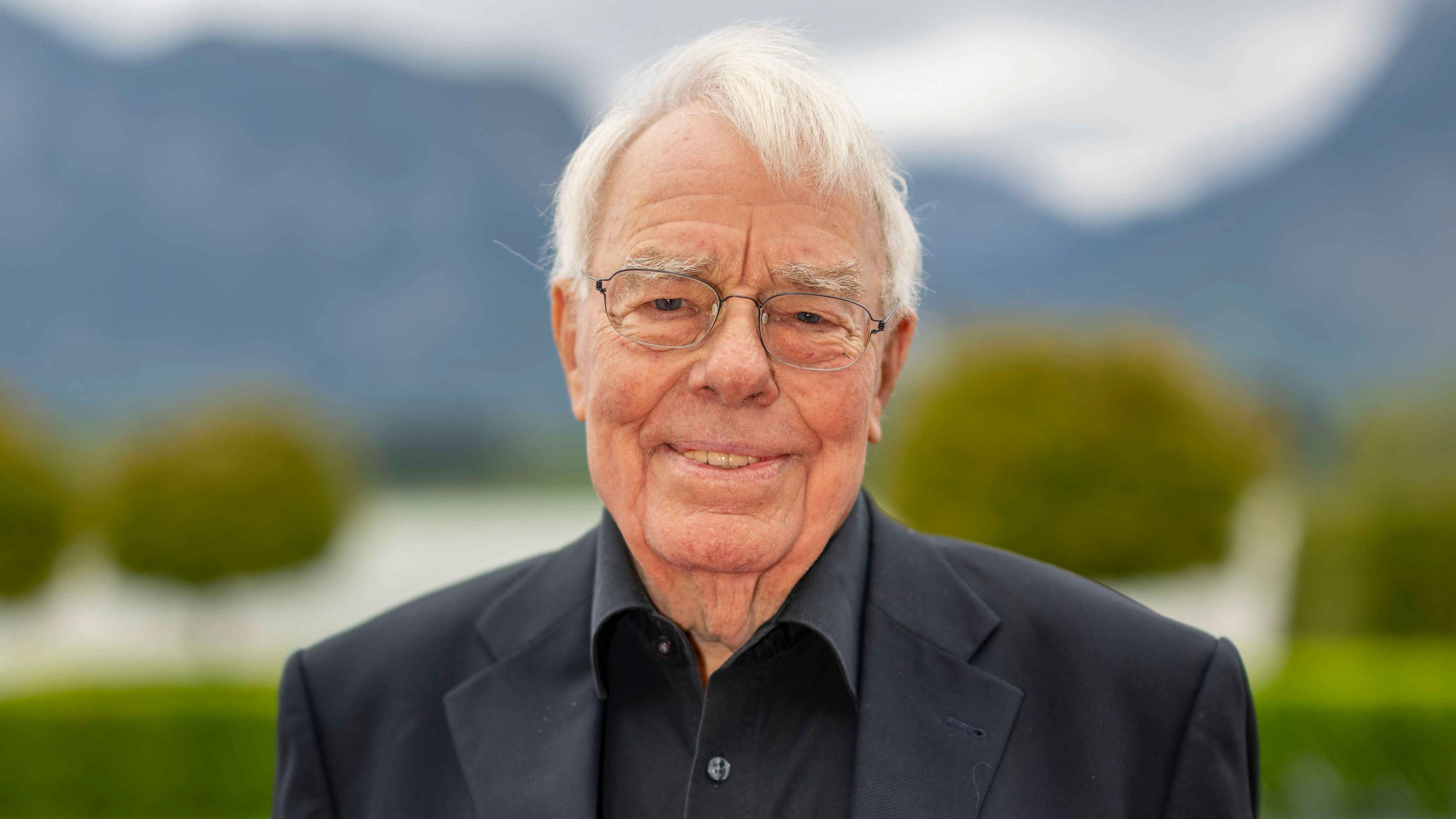 9b168b35 925f 4129 94dd 4e80e92b0390 Hat der deutschen Musikwelt unzählige unvergessene Melodien geschenkt: Christian Bruhn, hier bei einer Musical-Premiere 2023 in Füssen.
