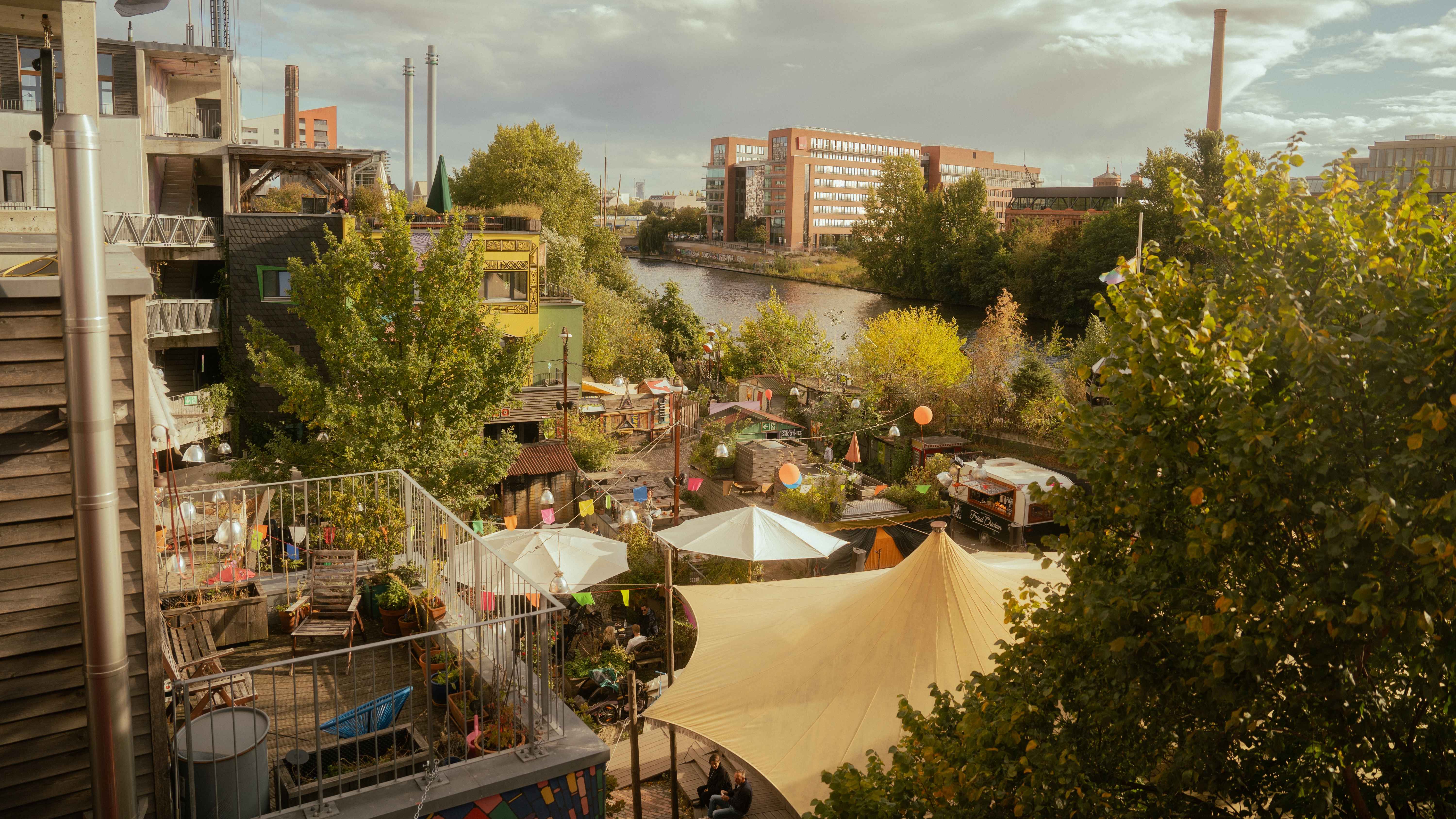Schauplatz für die BMC-Bühne: der Holzmarkt in Berlin.