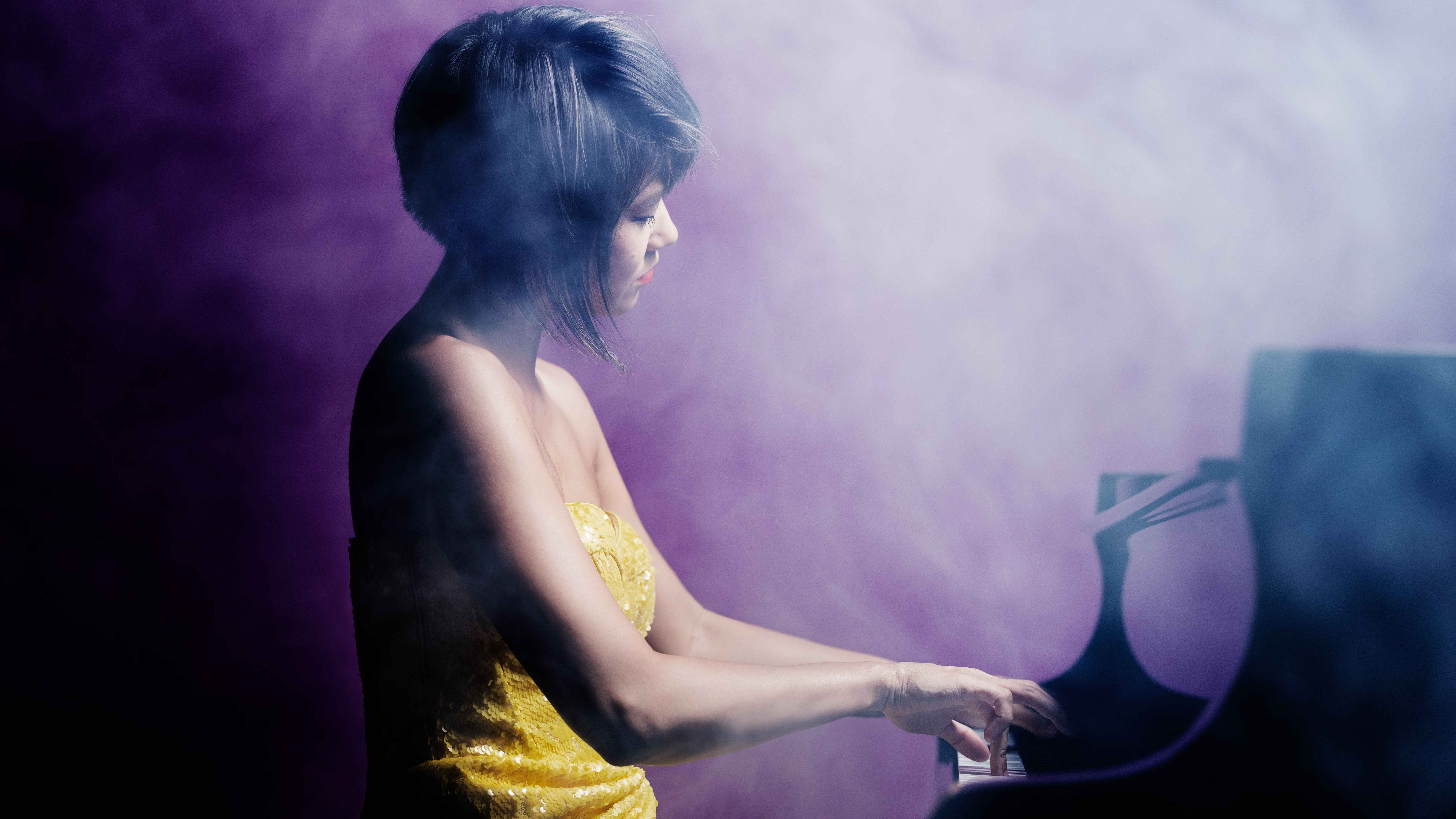 9d4fe7e1 8268 4aad 940a 0559e86e0c9c Interpretierte die Kunstwerke Hockneys im Londoner Lightroom: Yuja Wang.