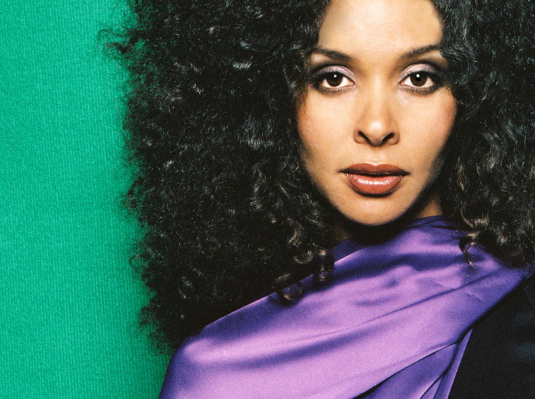 Greift dem Soul- und HipHop-Nachwuchs unter die Arme: Joy Denalane