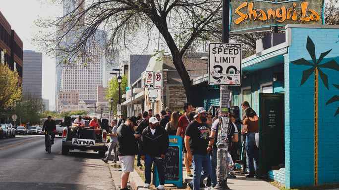 Bietet Netzwerkmöglichkeiten und Livemusik: das Reeperbahn Festival bei SXSW in Austin.