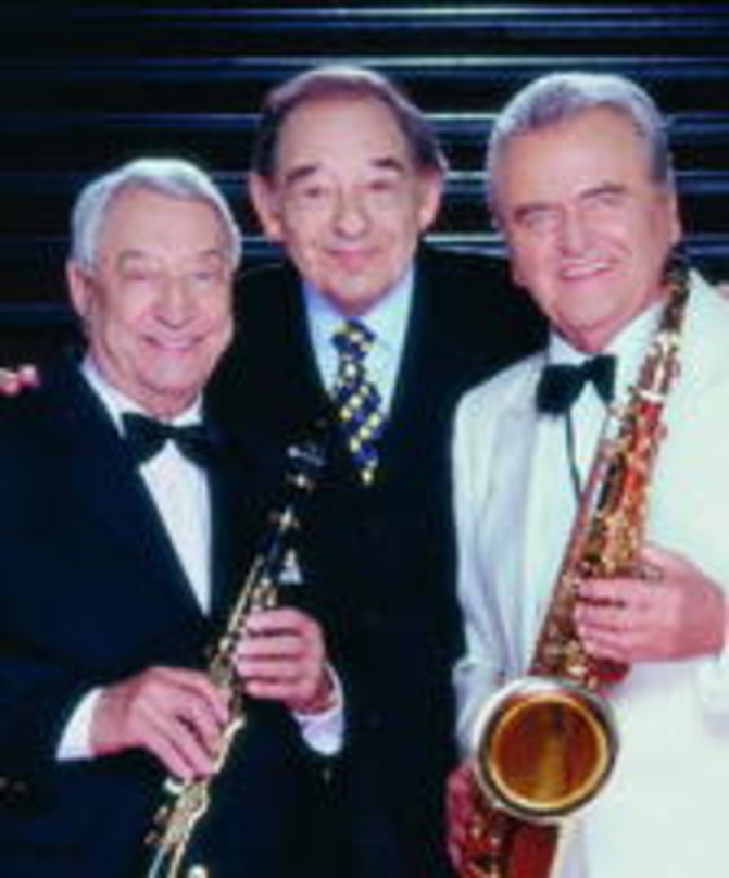 Swingendes Triumvirat für Semmel Concerts (v.l.n.r.): Strasser, Kuhn und Greger