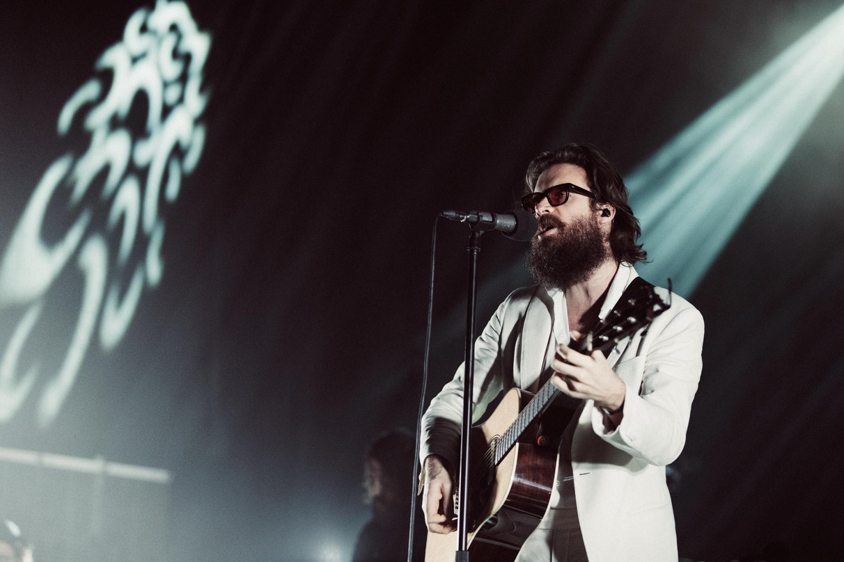 Er war dabei: Father John Misty auf der Bühne in Rust